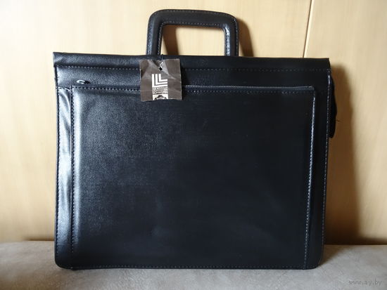 Деловой портфель, ГДР(Германия), новый с биркой, размер 42*32 см