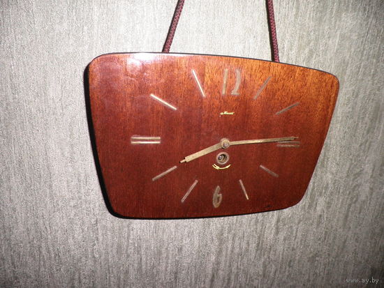 Часы настенные,механические Маяк СССР 60-е г.С рубля.