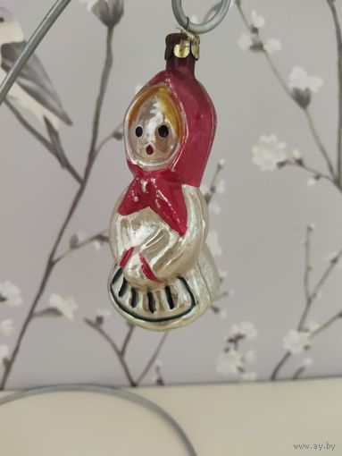 Елочная игрушка бабка