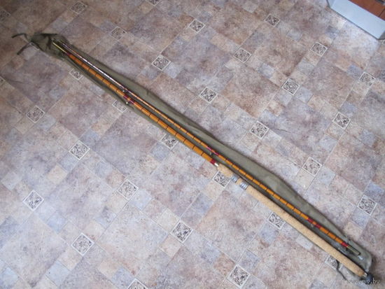 Раритетный двухчастный шестигранный спиннинг из клееного бамбука (СССР)