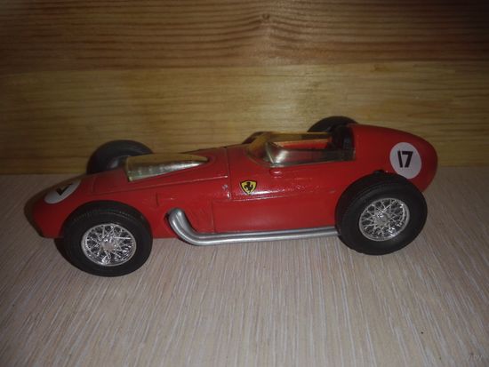 Модели FERRARI,BUGATTI - F1 TYPE-511932.Matchbox.Англия.1/36.