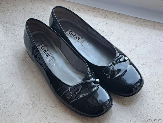 Туфли женские натуральная кожа Gabor Portugal размер 7, длина 26.5 см., на широкую ногу.