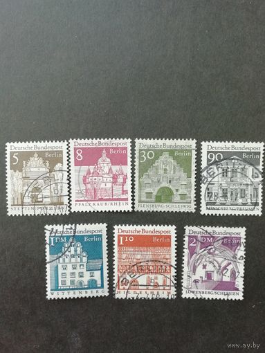 Западный Берлин 1966 серия марок "Стандарт. Архитектура" (гашеные четыре марки без клея и три с клеем) Mi.270-271,274,281-283,285 каталог 7.20 евро