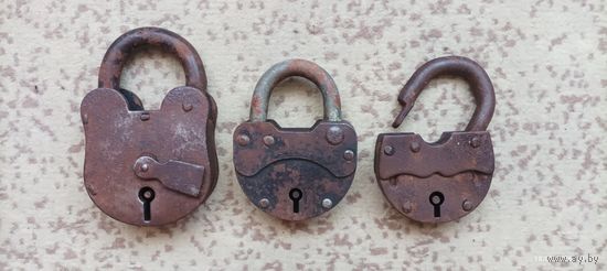 Замки навесные.