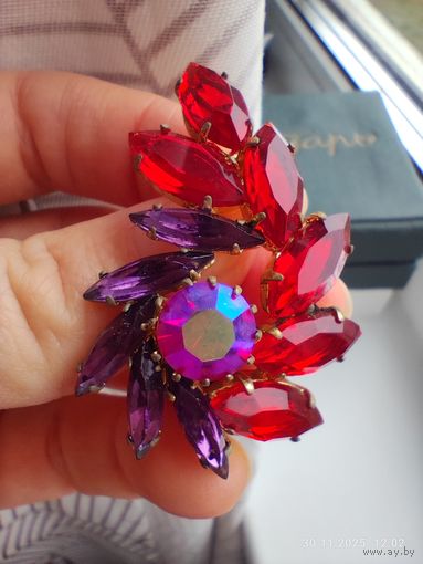 Брошь чешка