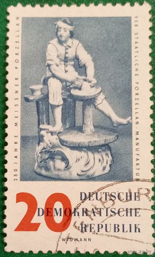 ГДР 1960. 250 летие Мейсенской фарфоровой мануфактуры. Статуэтка Гончар