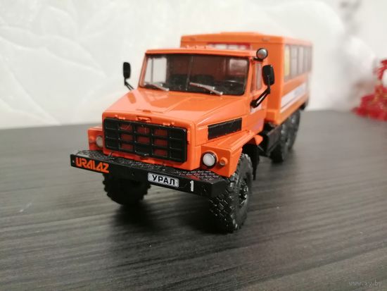Урал-4322