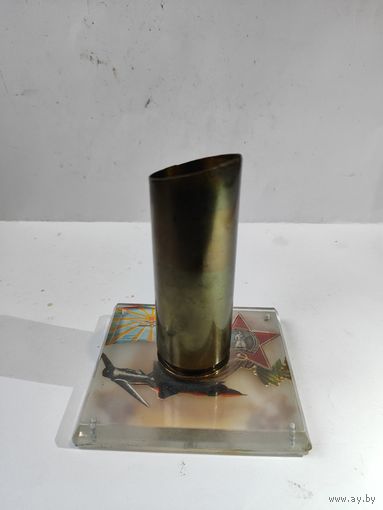 Карандашница из гильзы.