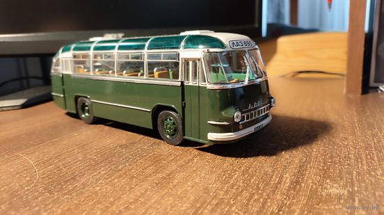 Лаз-695 1:43 Ultramodels