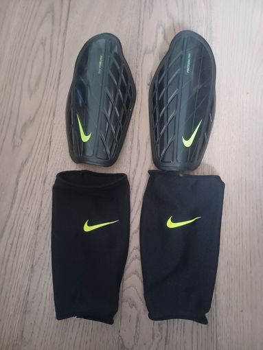Щитки Nike Protegga Pro футбольный