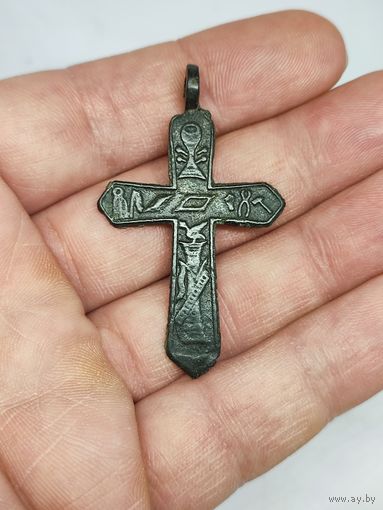Старинный нательный крестик. В состоянии