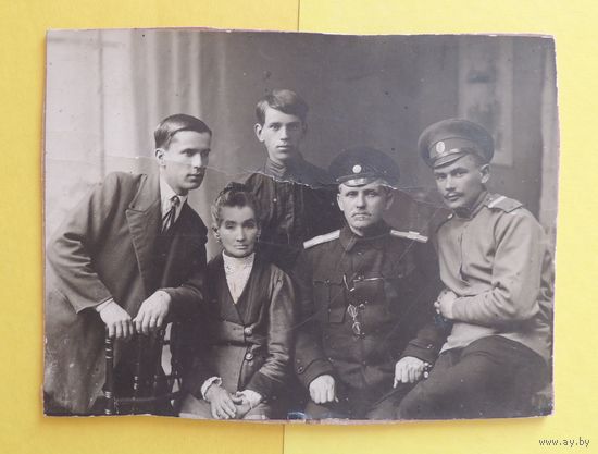 Фото "Семья русских офицеров", до 1917 г. (15*11 см)