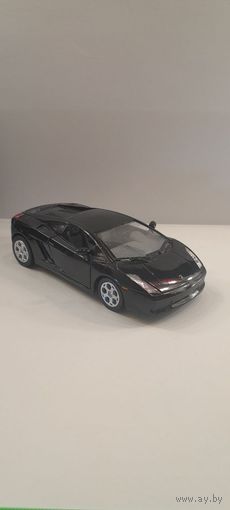 Машинка (модель) Kinsmart Lamborghini Gallardo 1:32