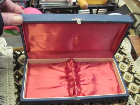 Коробка, футляр для 6 столовых приборов.