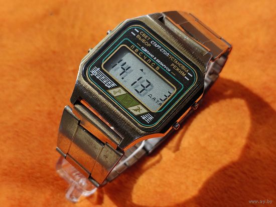 Электронные часы. Электроника 5 (Интеграл), браслет в подарок. Торг есть.