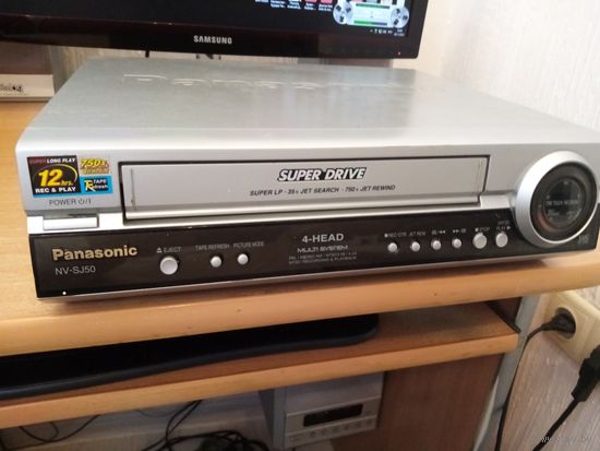 Не рабочий видеоплейер Панасоник.Без почты.