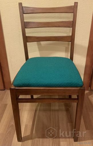 Стул (массив)