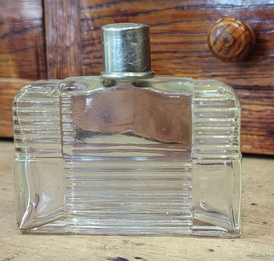 Флакон от духов старинный в стиле ар-деко