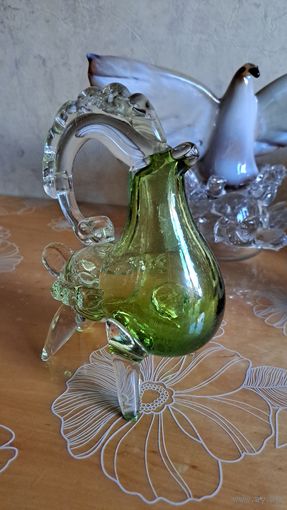 Статуэтка из стекла