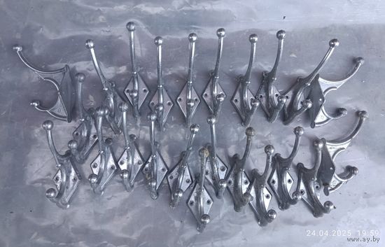 Винтажный крючок СССР, Алюминиевый крючок для одежды.