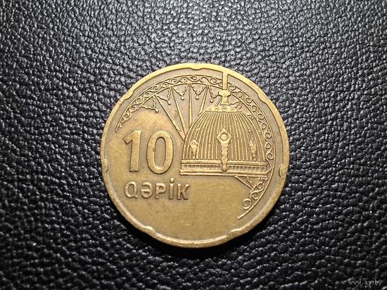 Азербайджан 10 гяпиков 2006