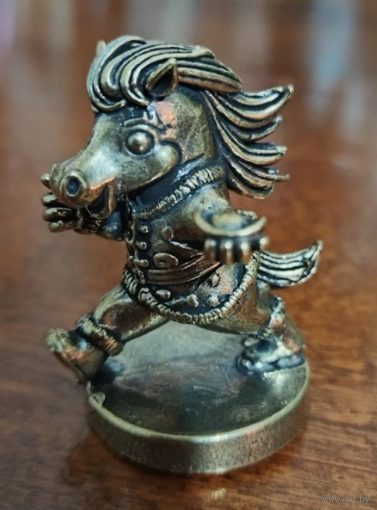 Статуэтка Лошадь в тужурке Латунь