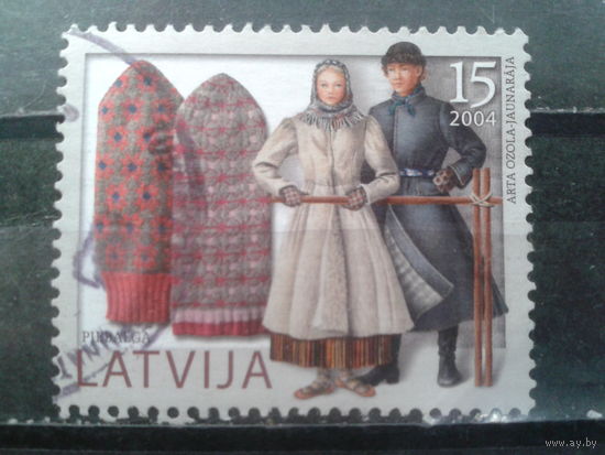 Латвия, 2004. Национальные костюмы