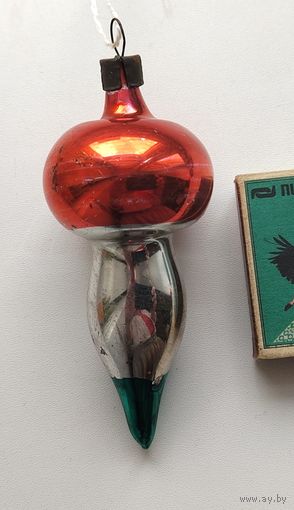Ёлочная игрушка. Грибок. Х-26.