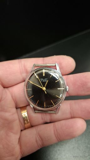 С 1 рубля! Не частые часы Poljot. Шли, теперь не идут, долго лежали. Причина не известна. Состояние на фото.