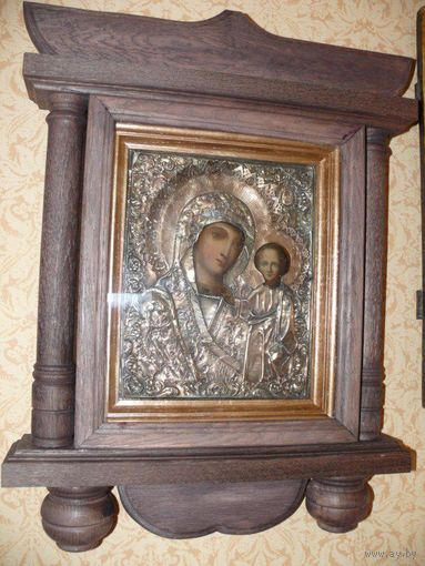 Икона Матерь Божья, оклад серебро 84* проба(1844г.) , ковка. Золочение.