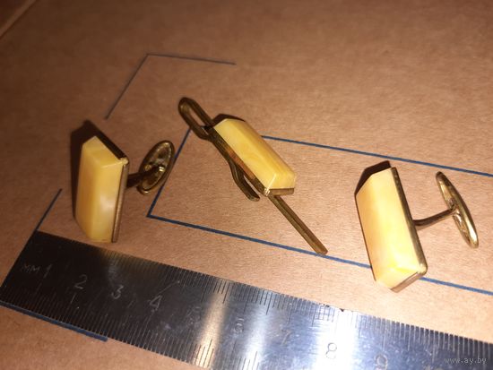 Комплект. Запонки и зажим для галстука. СССР