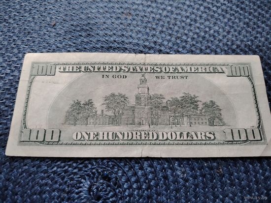 100 долларов Сша