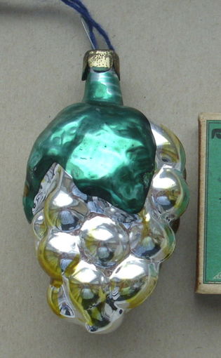 Ёлочная игрушка. Виноград. 45.