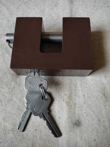 Замок навесной, гаражный, противовзломный, 3 ключа. Реставрация. См. описание.