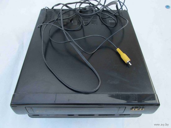 Видеомагнитофон Акай