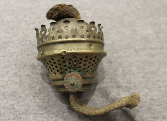 Верхняя часть керосиновой лампы