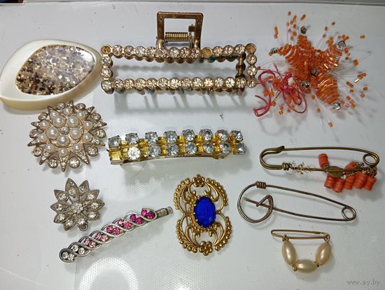 Броши и заколки 11 штук одним лотом с рубля !
