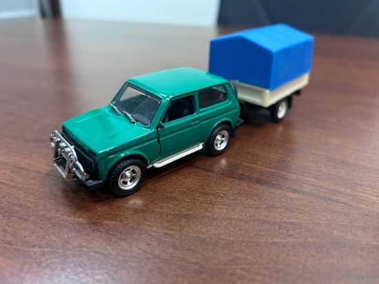 ВАЗ 2121 с прицепом, АГАТ/Саратов