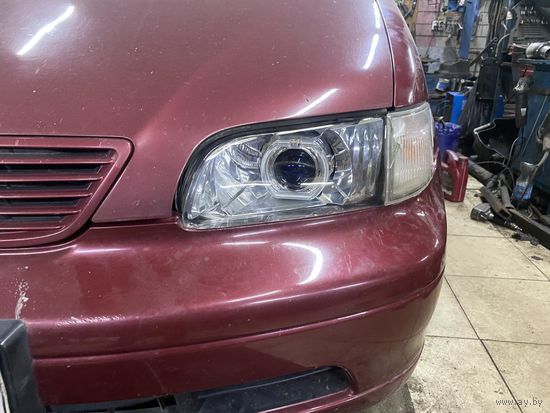 Стекла фар Honda Odyssey