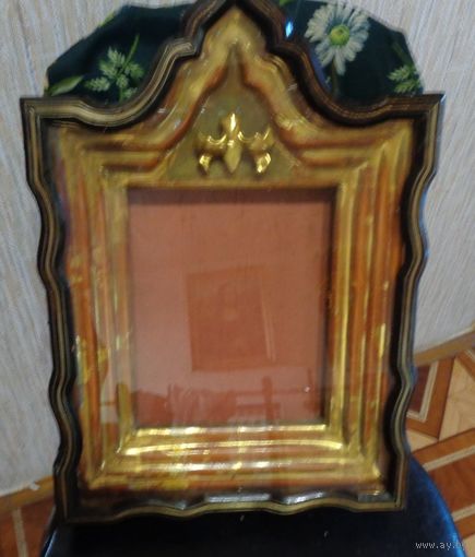 Киот домиком под икону 18х22 см