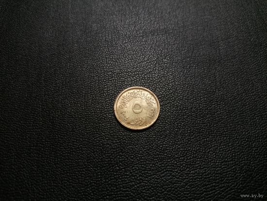 5 пиастров 2004