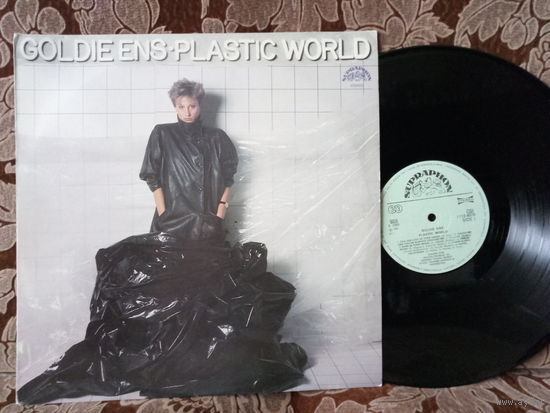 Виниловая пластинка GOLDIE ENS. Plastic world.