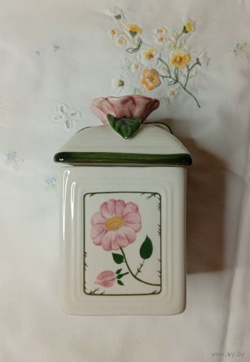 Ёмкость для хранения Villeroy Boch серия Wild Rose