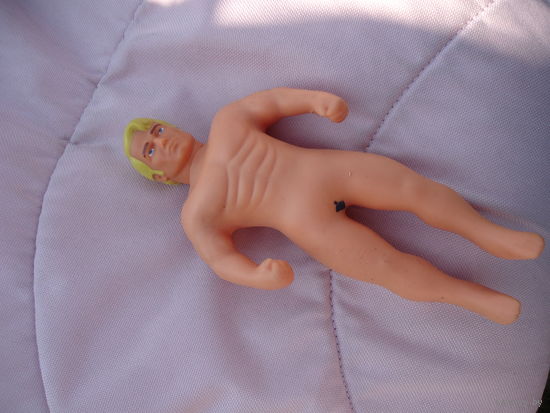 Тянущаяся фигурка  Hasbro