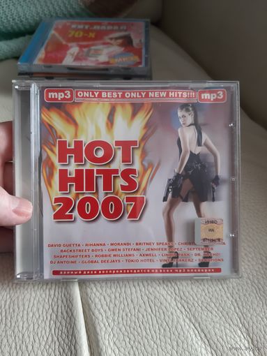Диск HOT HITS 2007.