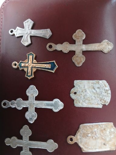 Кресты и иконки