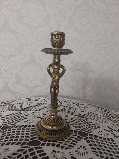 Подсвечник фигура
