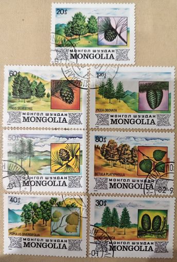 Монголия 1982. Флора. Деревья. Полная серия