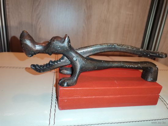 Орехокол "Волк", времён СССР, рабочий.