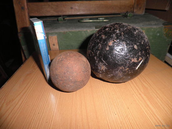 Ядра пушечные 2 шт..война 1812 г.С рубля.